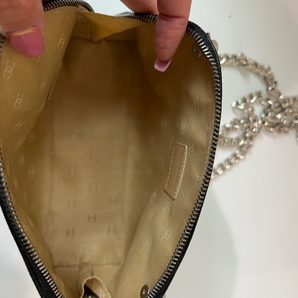 Chanel CC crossbody zip clutch - Picture 10 of 15